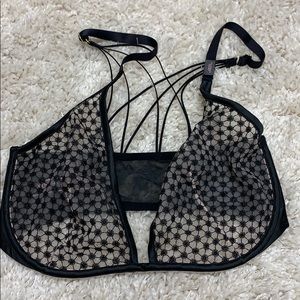 Victoria’s Secret Unlined Bra